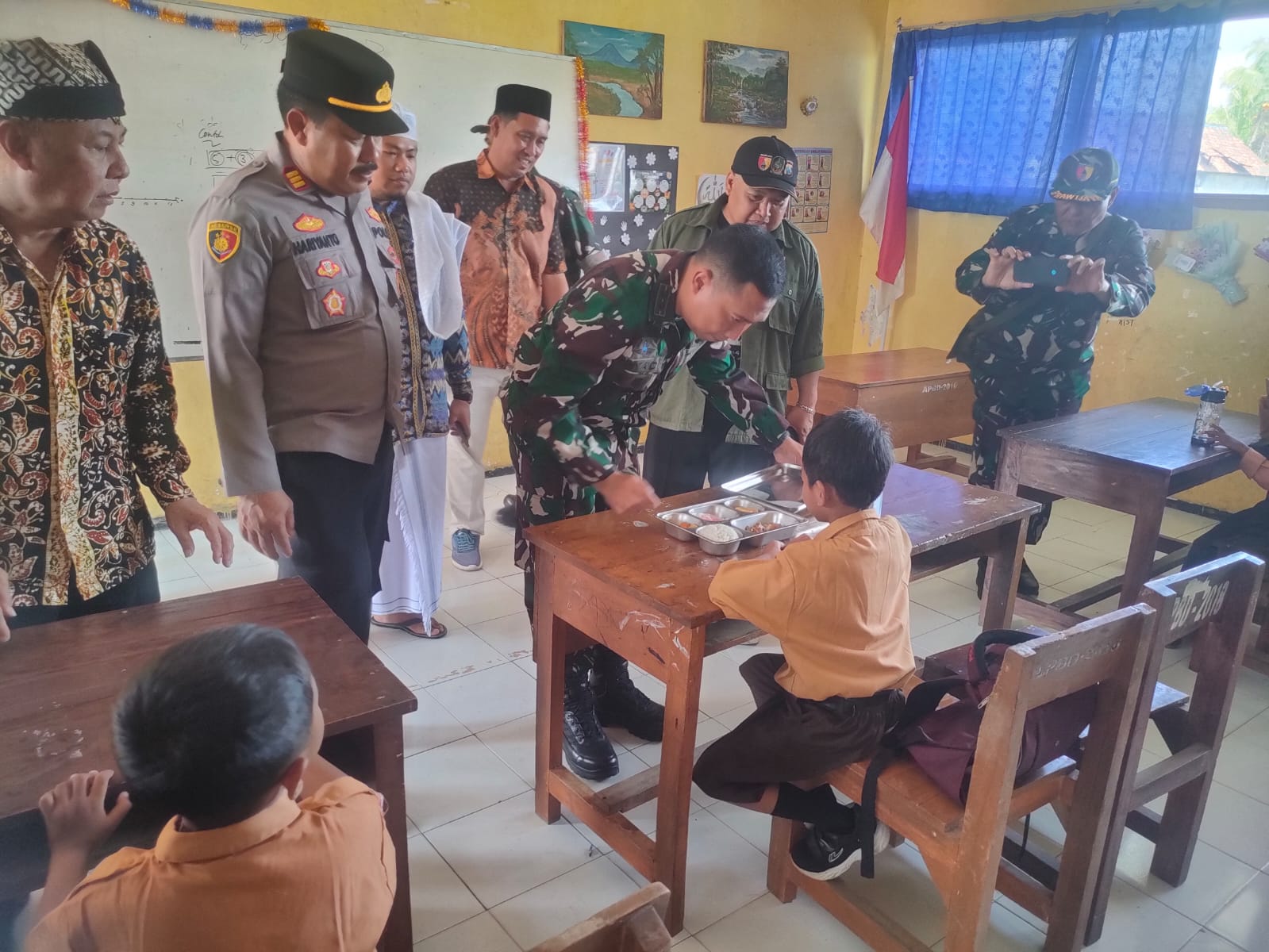 SPPG Sambimulyo Launching Program Makan Bergizi Gratis, Menyongsong Indonesia Emas 2045